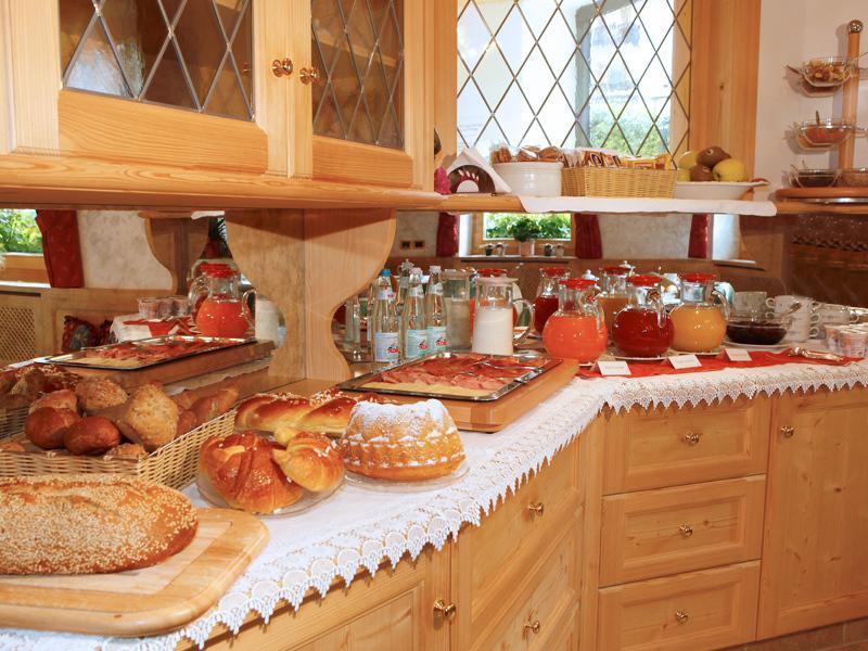 Bed and Breakfast Garni Crepaz Сельва-ди-Валь-Гардена Экстерьер фото